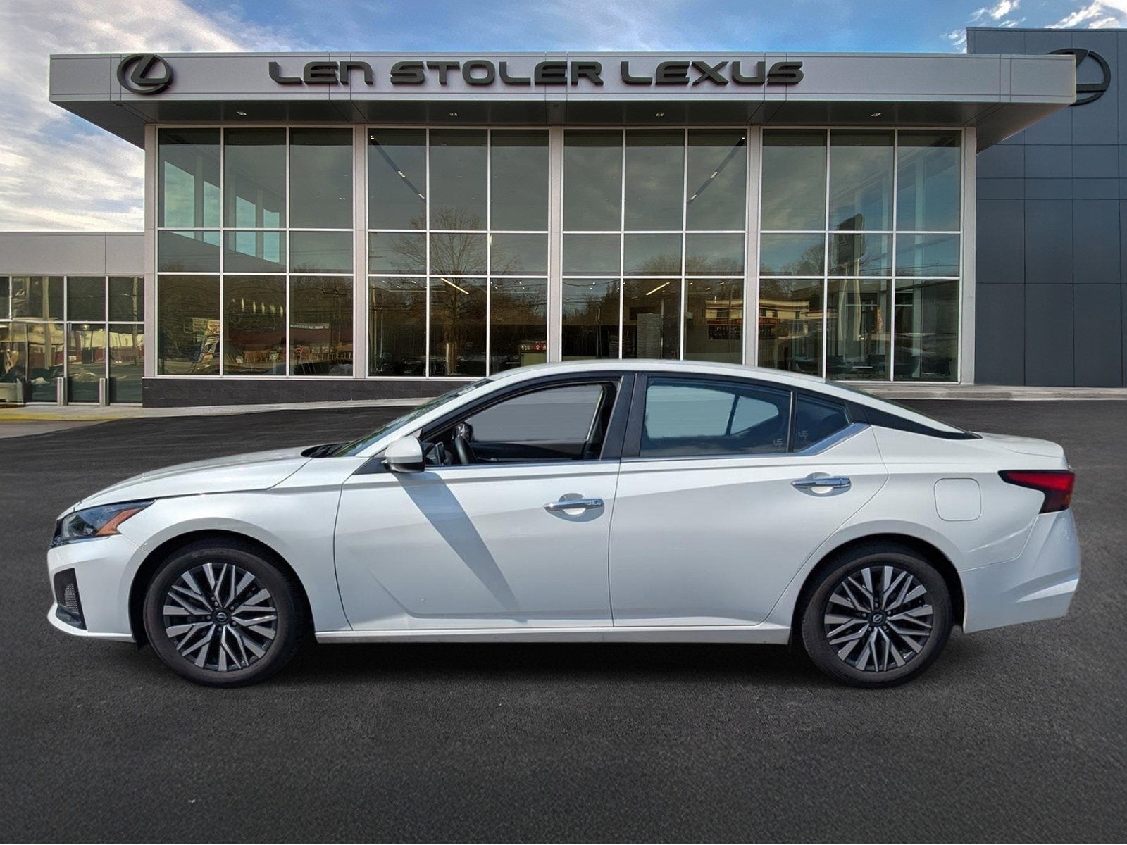 2023 Nissan Altima 2.5 SV