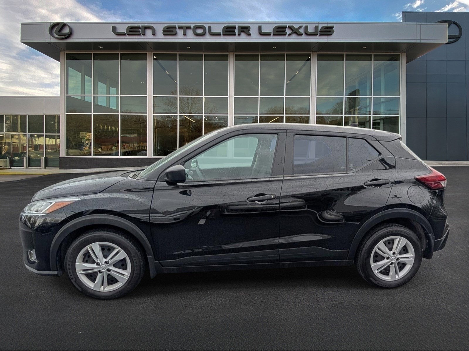 2024 Nissan Kicks S
