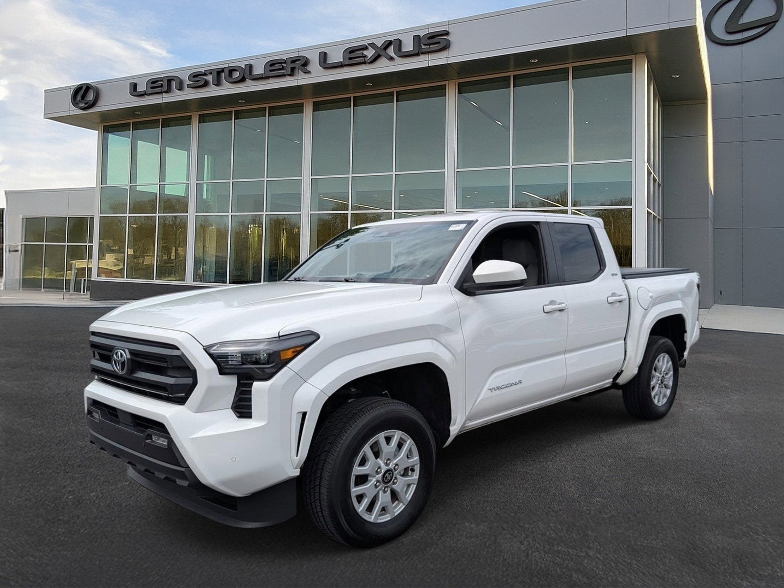 2024 Toyota Tacoma 4WD SR5