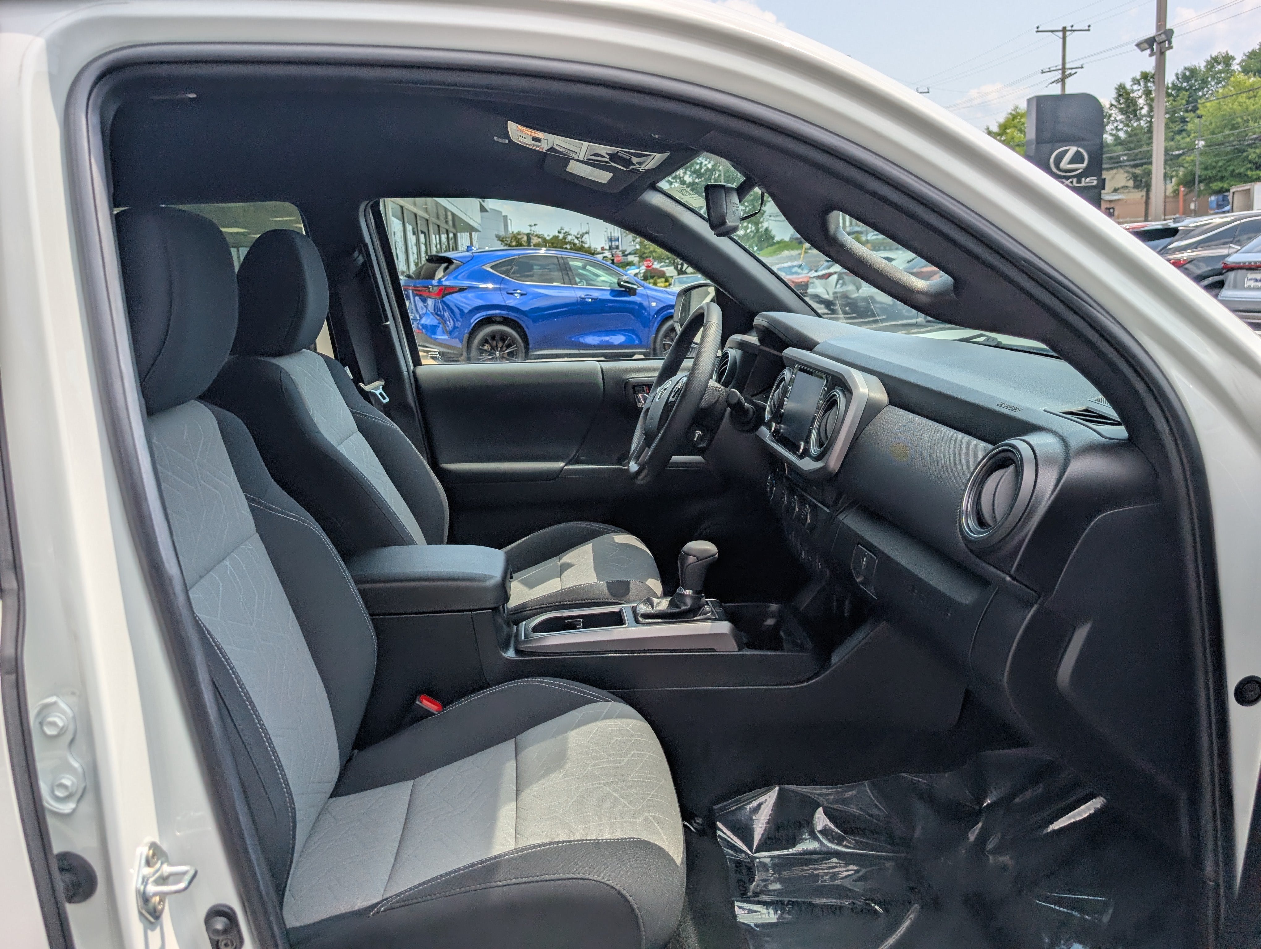 2023 Toyota Tacoma 4WD TRD Off Road