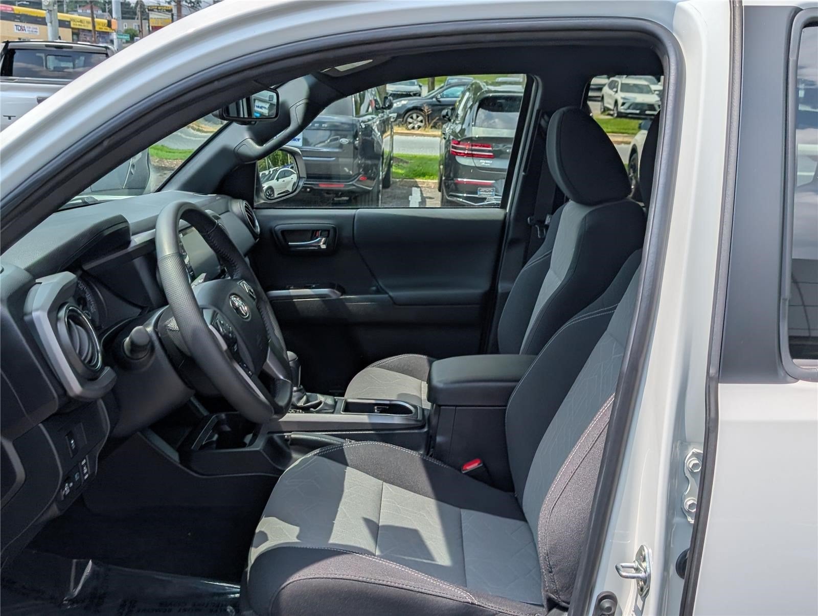 2023 Toyota Tacoma 4WD TRD Off Road