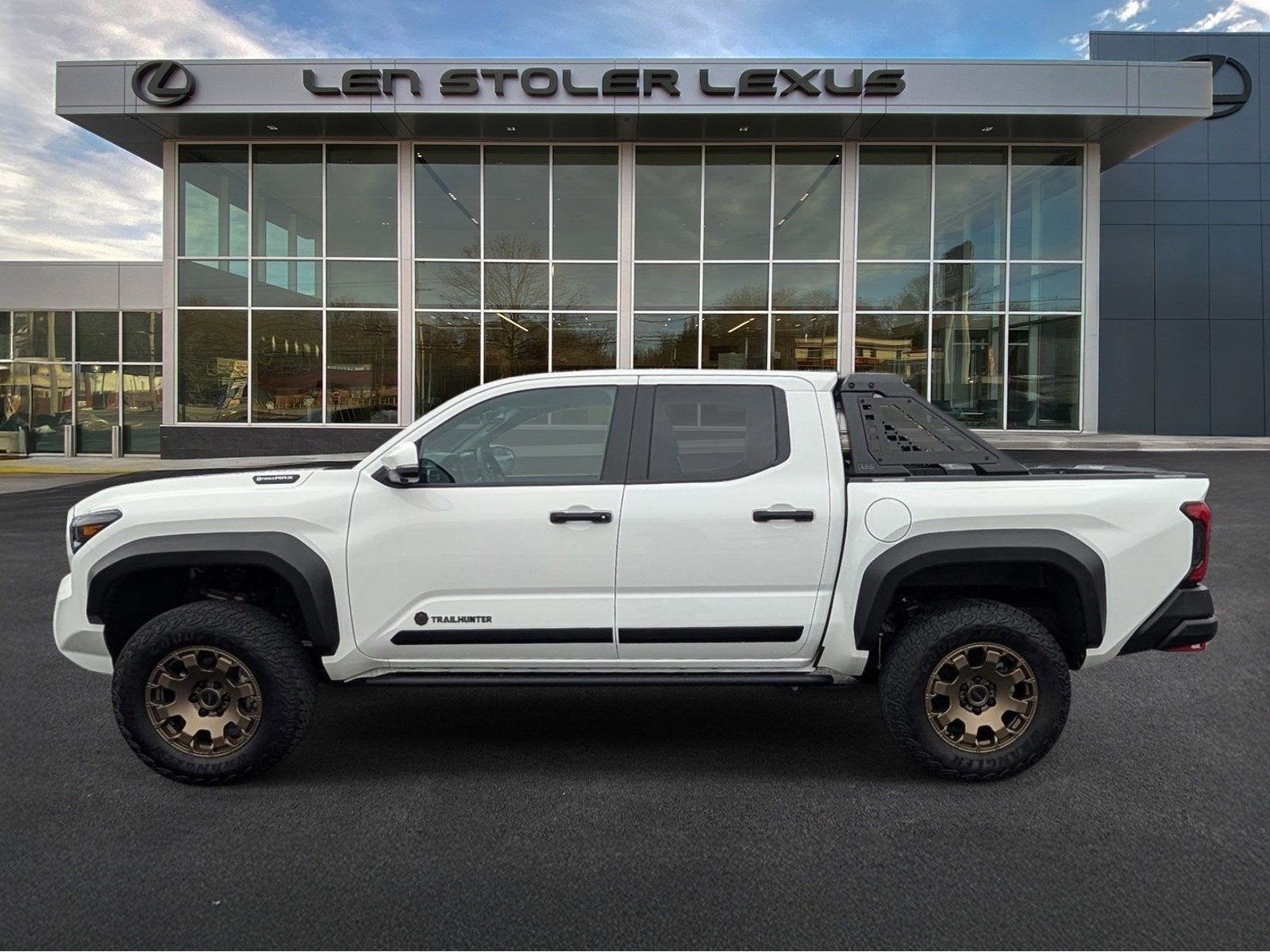 2024 Toyota Tacoma 4WD Trailhunter Hybrid