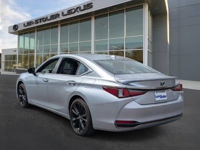 2024 Lexus ES ES 300h F SPORT Handling