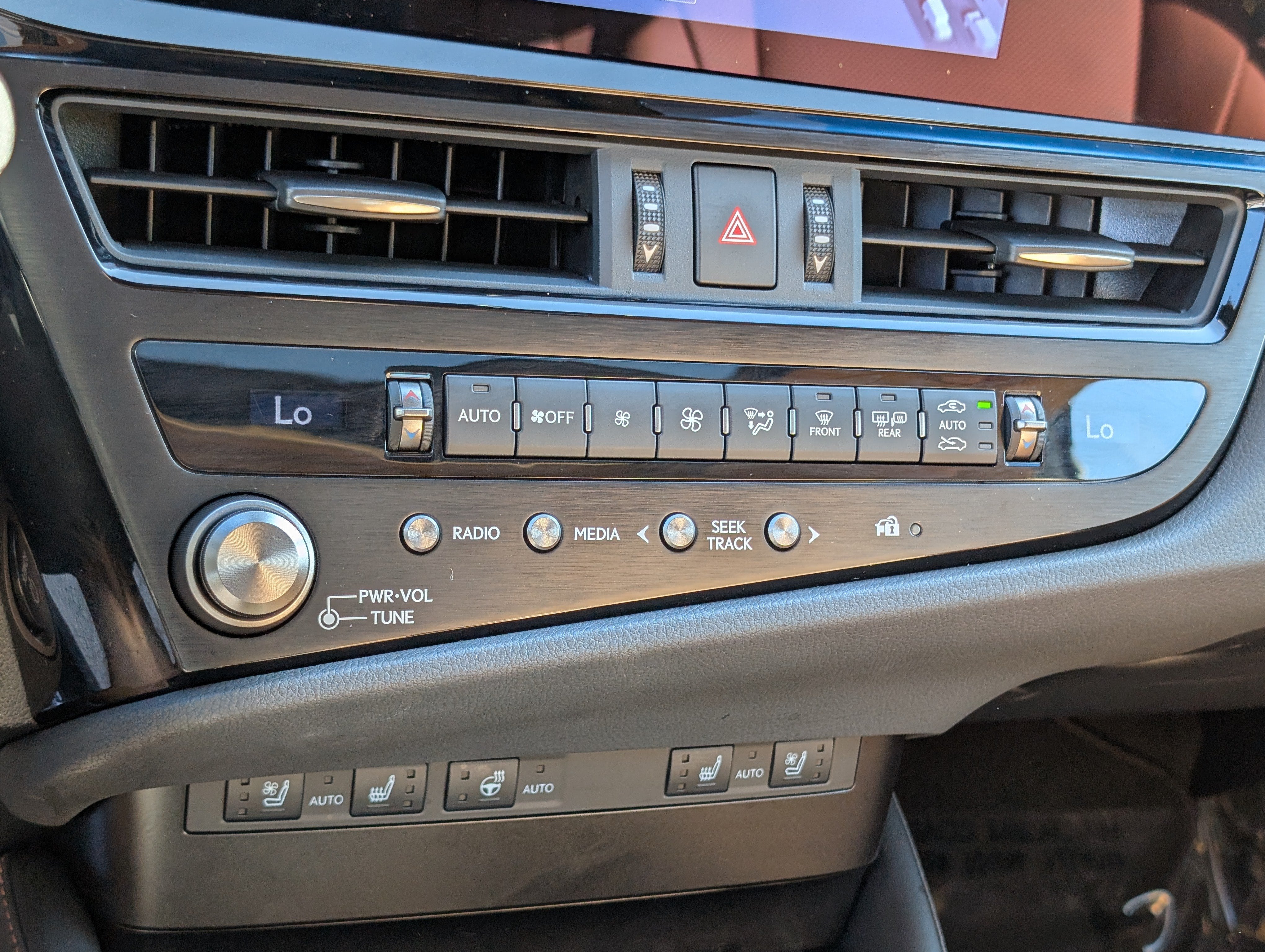 2025 Lexus ES 300h FWD