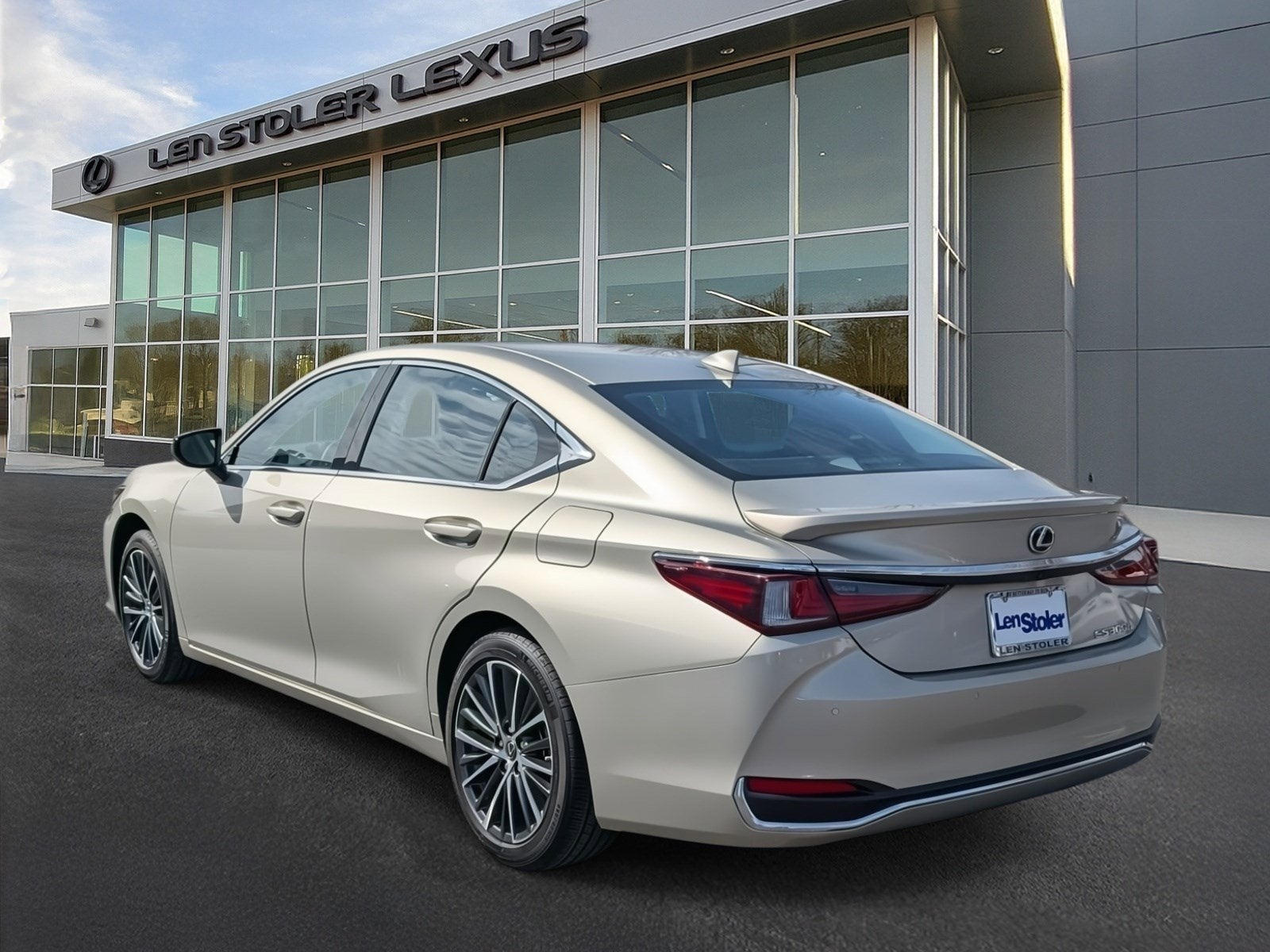2025 Lexus ES 300h FWD