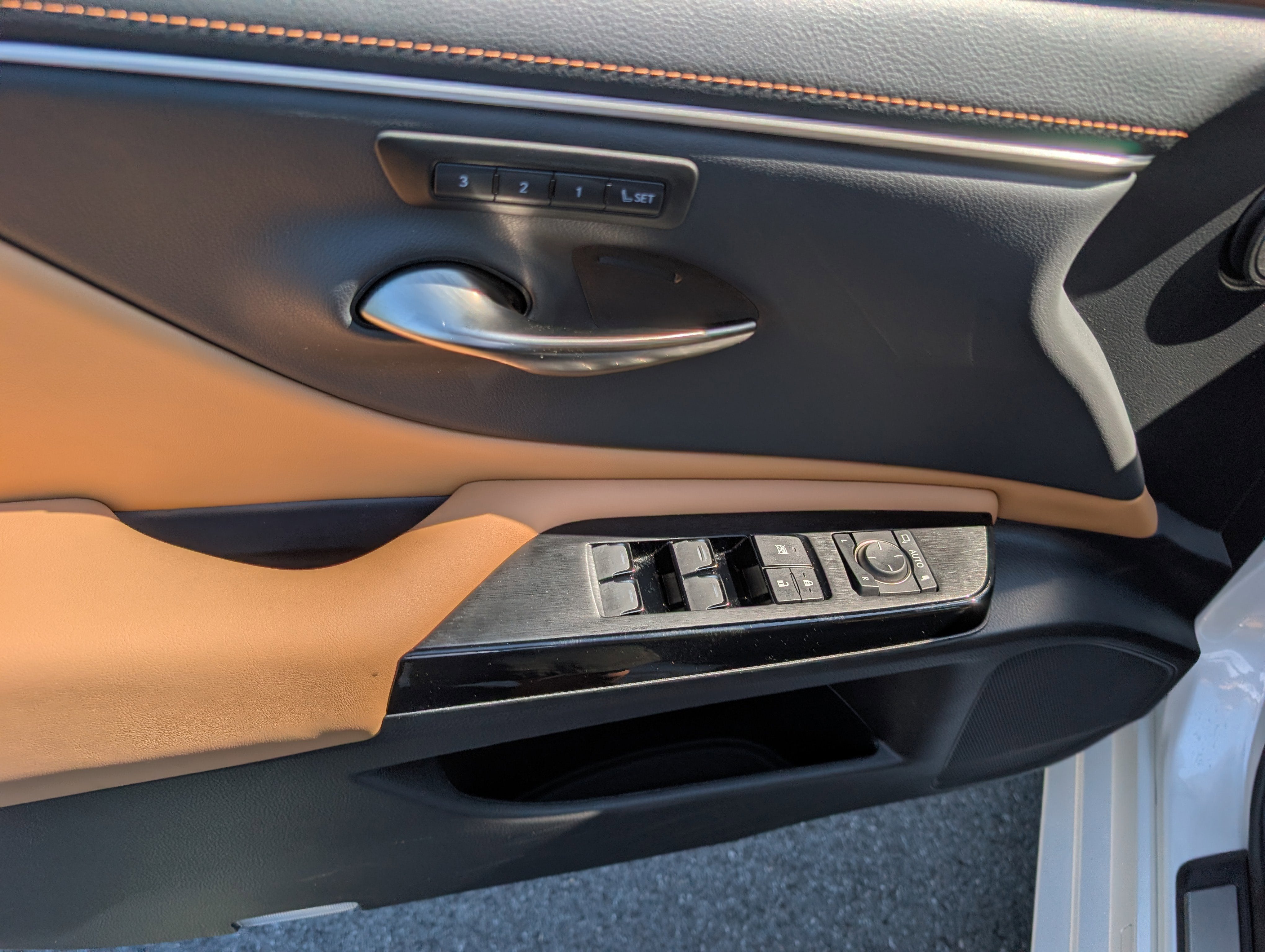 2025 Lexus ES 350 FWD