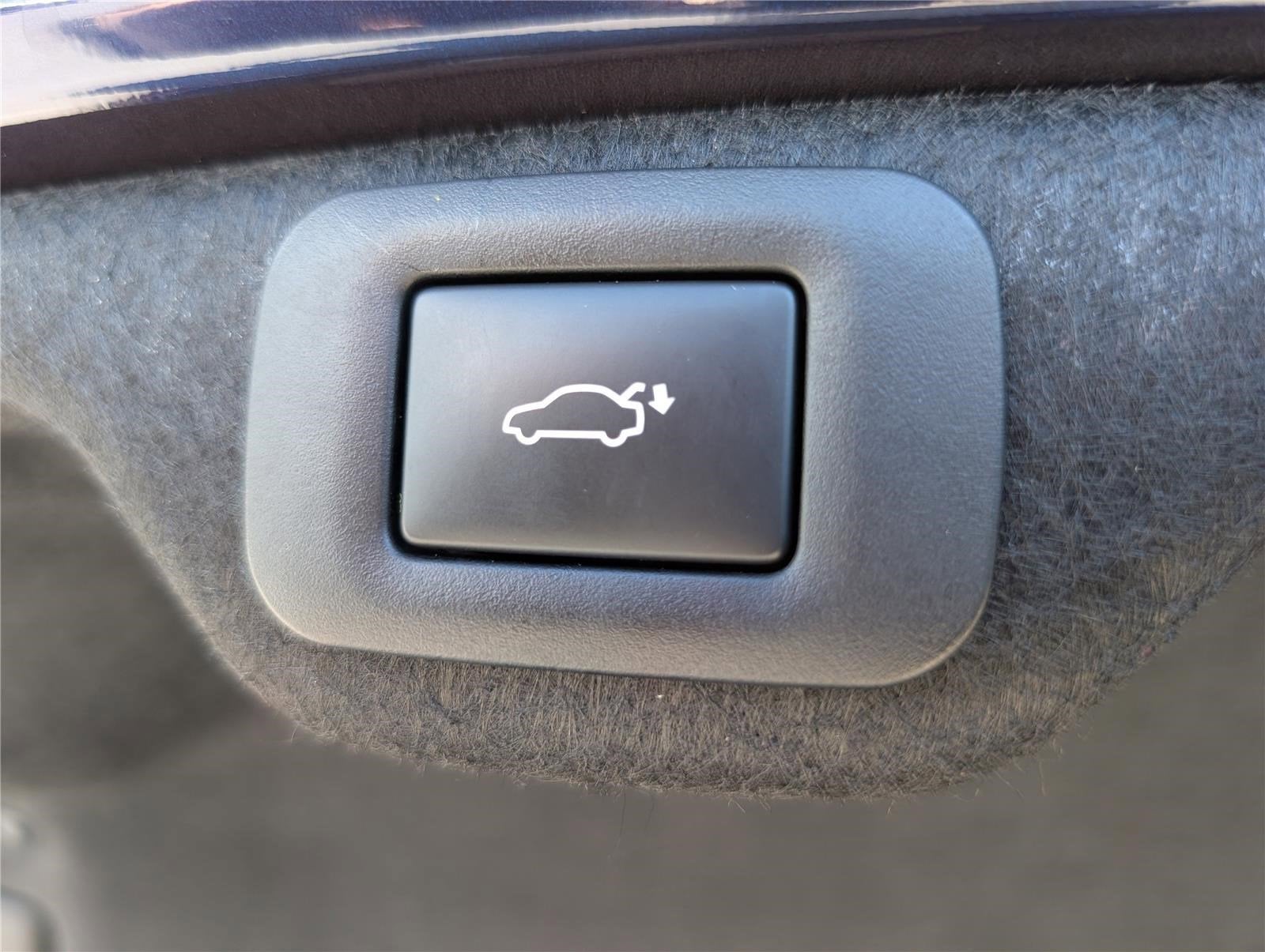 2025 Lexus ES 300h Luxury FWD