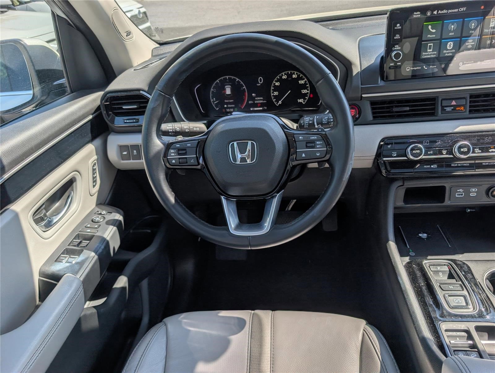 2023 Honda Pilot Touring