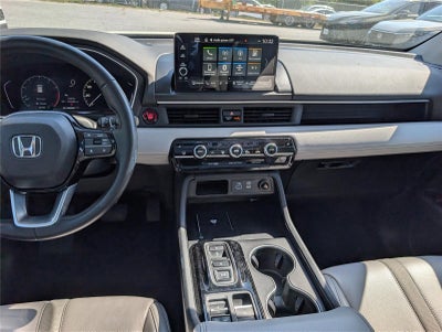 2023 Honda Pilot Touring