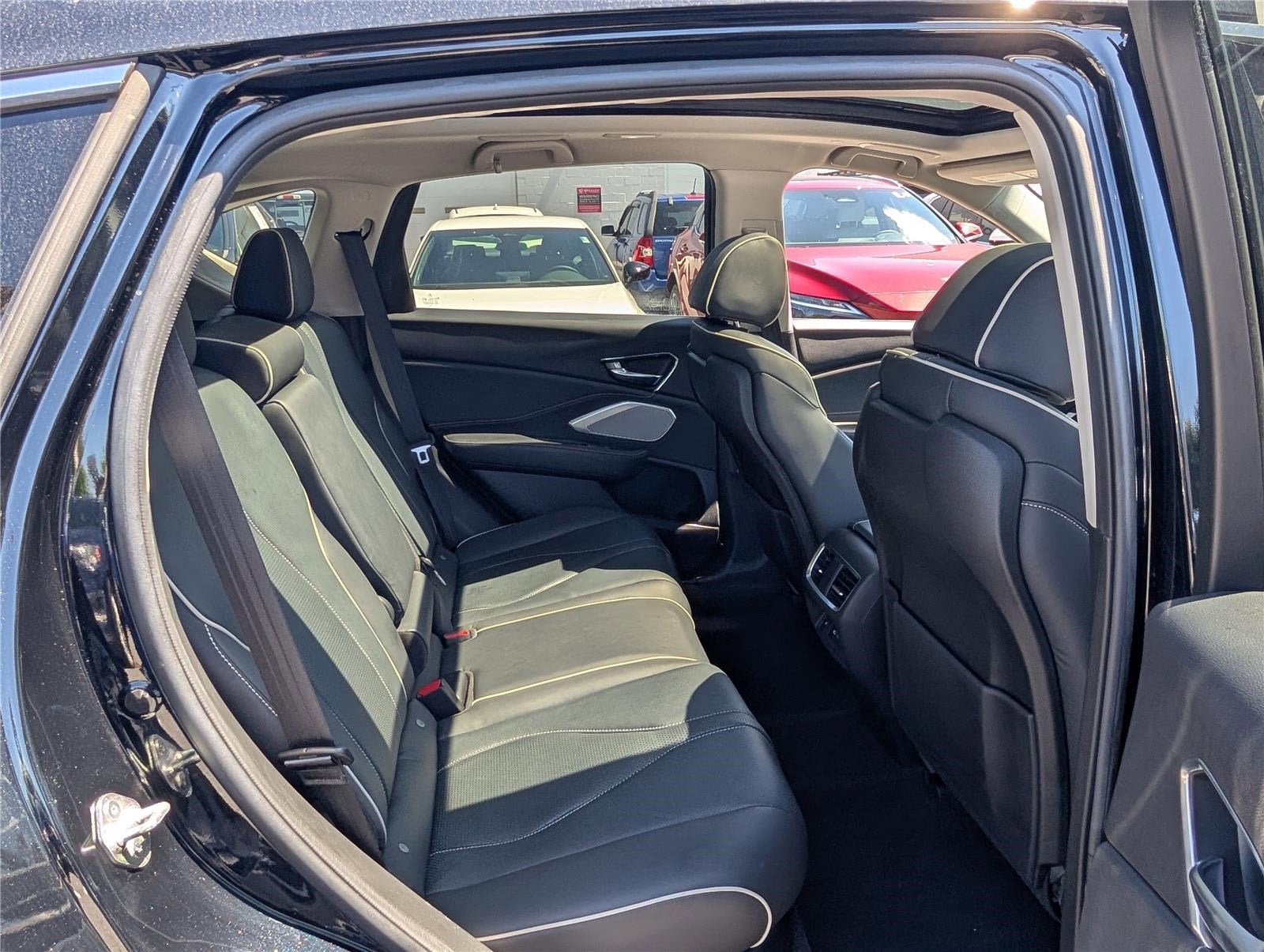 2023 Acura RDX w/Advance Package