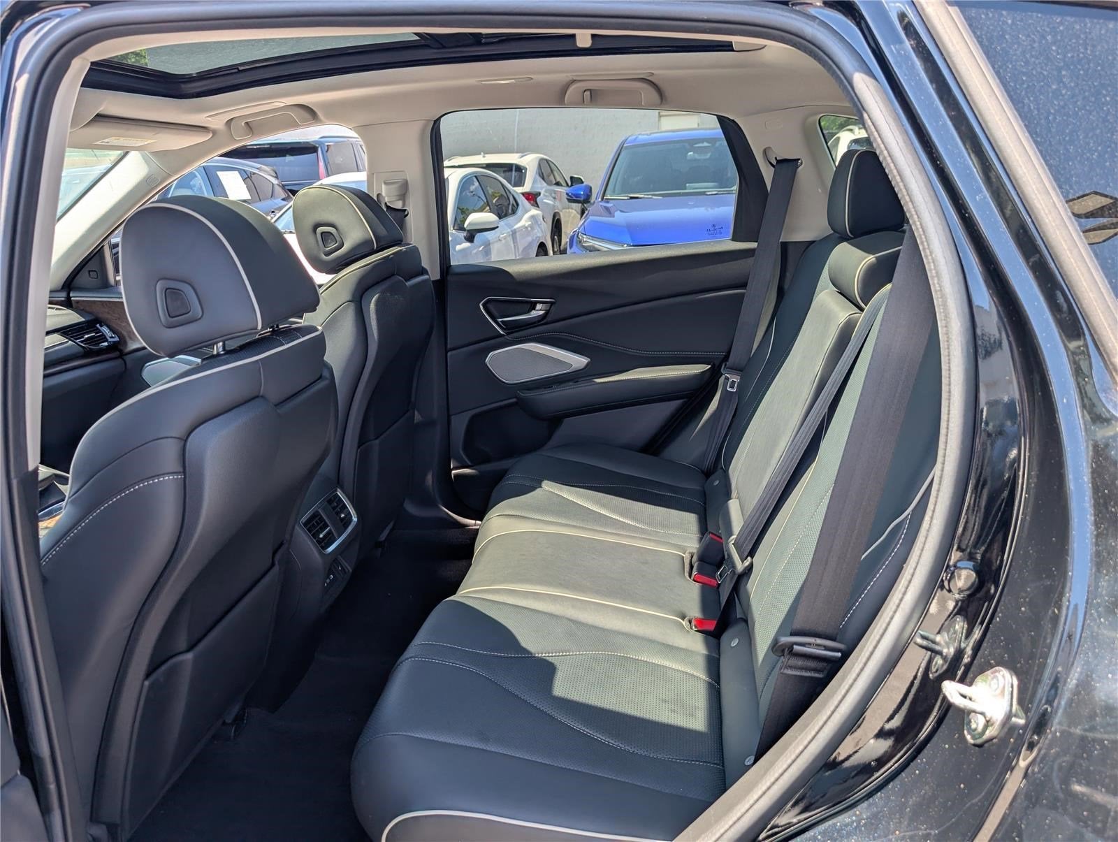 2023 Acura RDX w/Advance Package