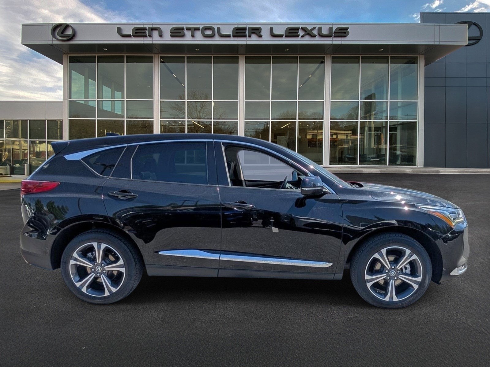2023 Acura RDX w/Advance Package