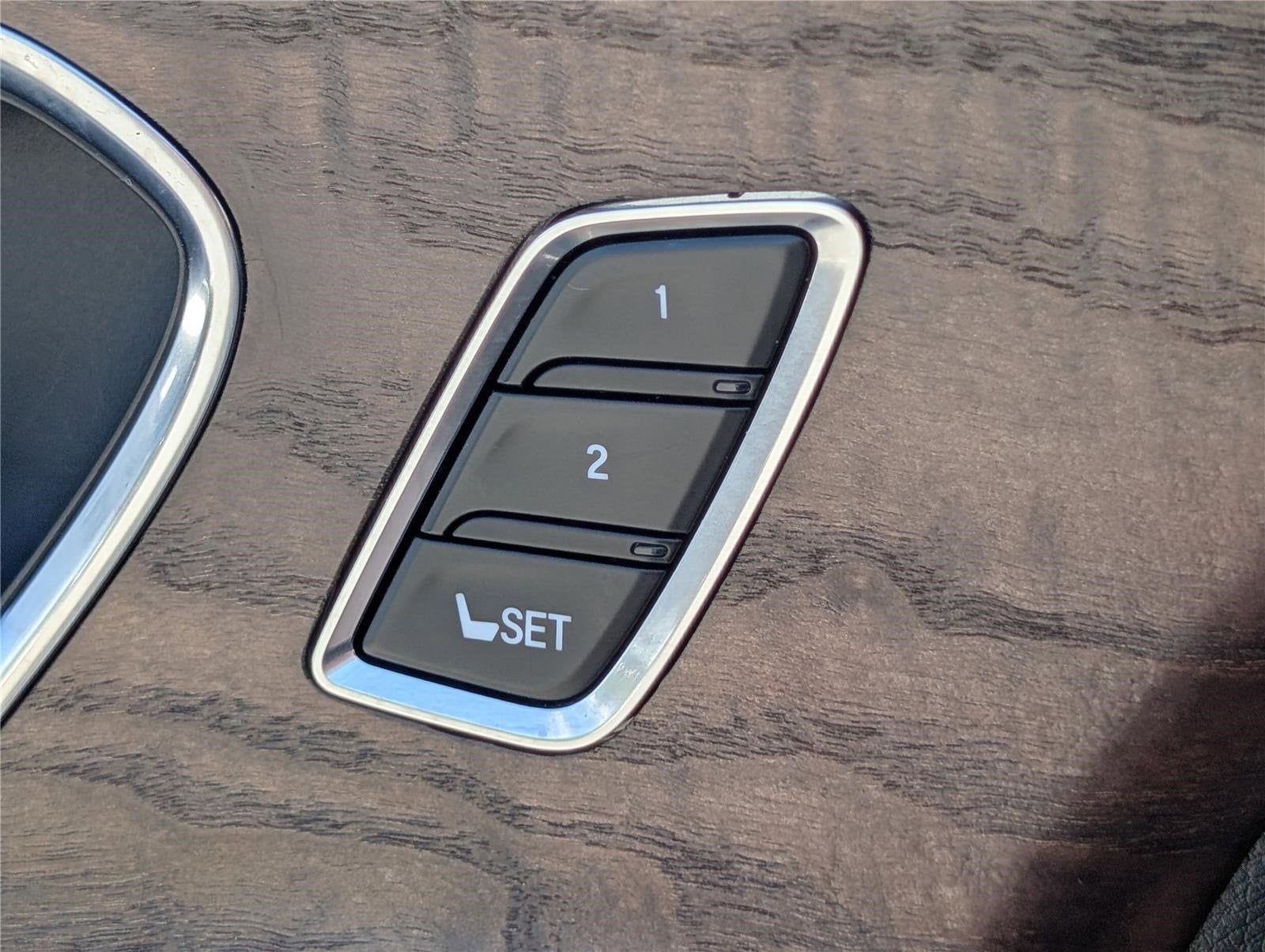 2023 Acura RDX w/Advance Package