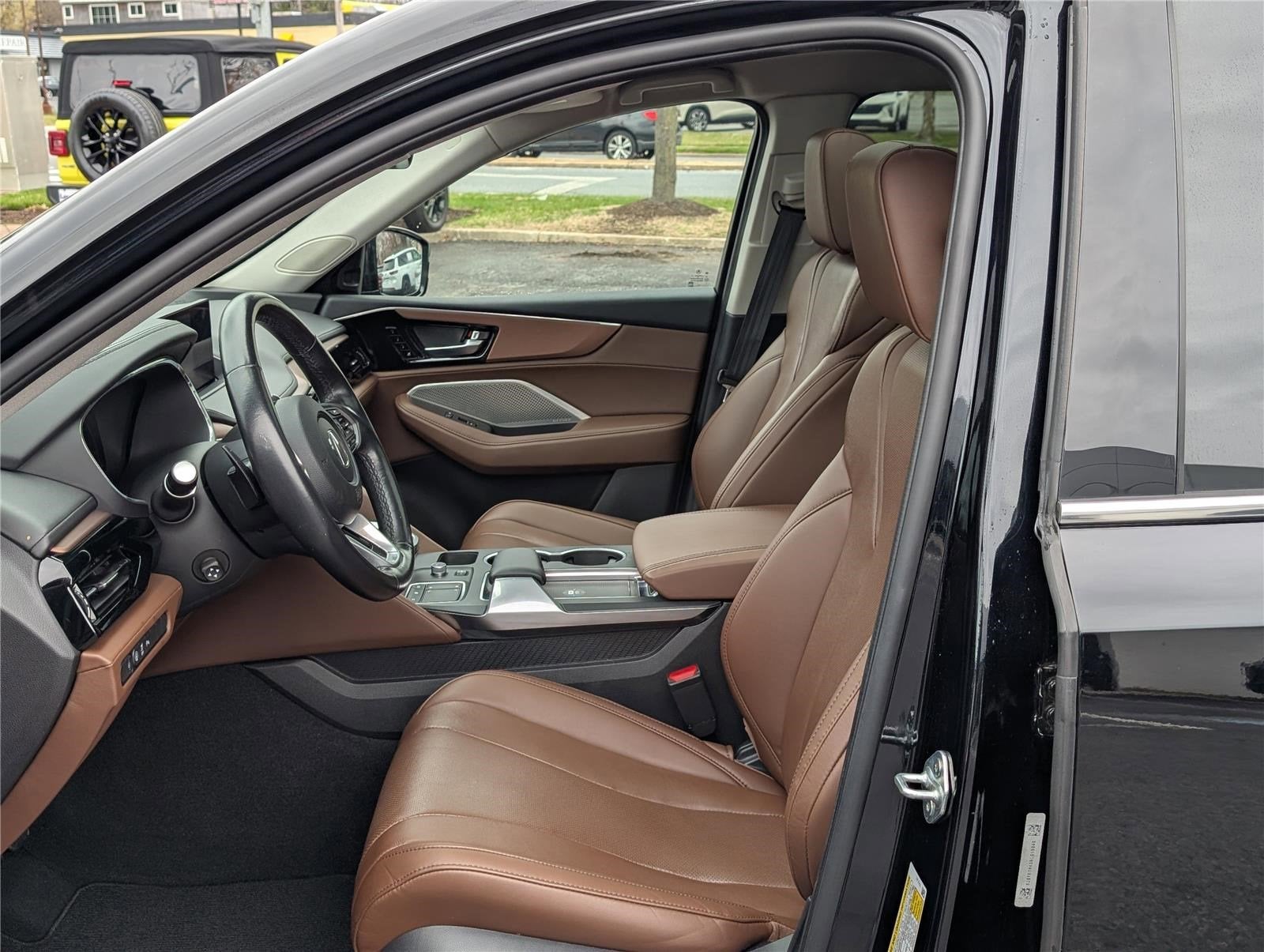 2022 Acura MDX w/Technology Package