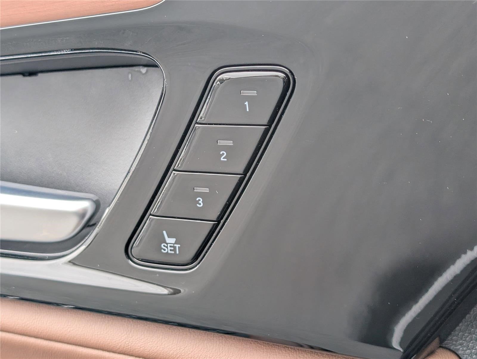 2022 Acura MDX w/Technology Package