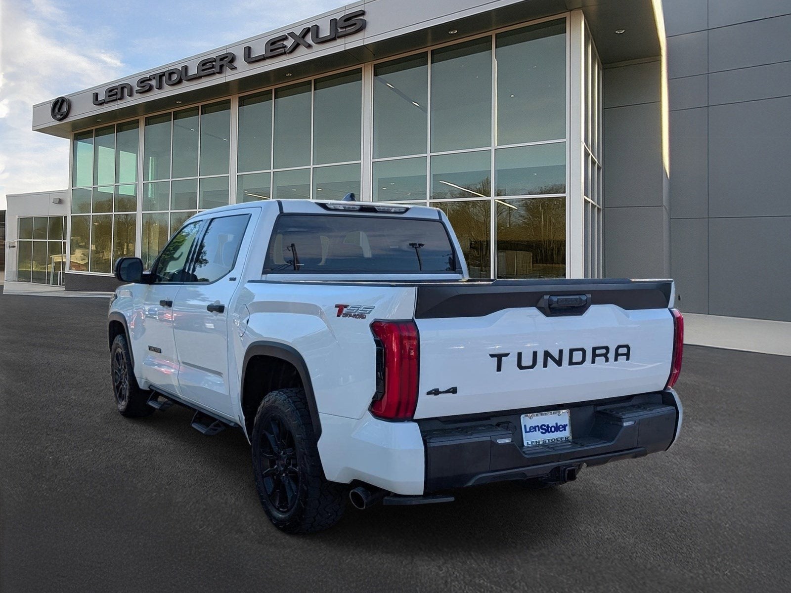 2023 Toyota Tundra 4WD SR5