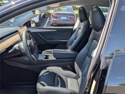 2024 Tesla Model Y Long Range