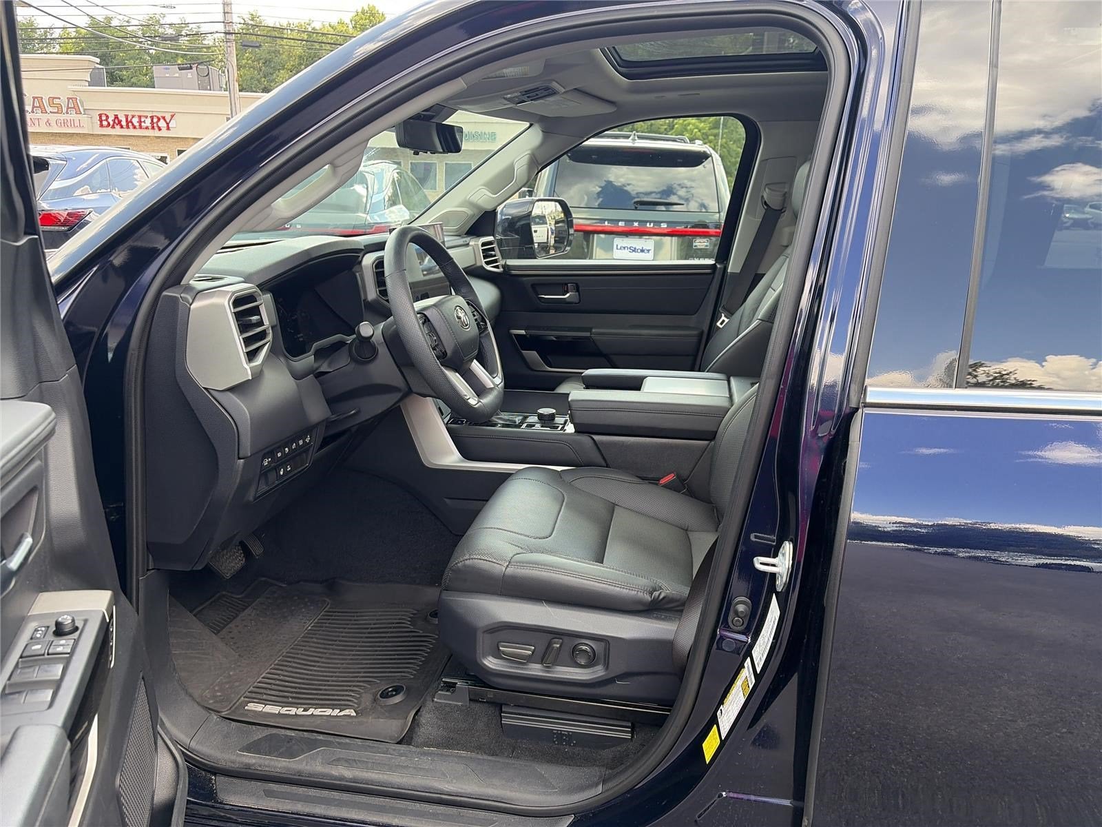 2023 Toyota Sequoia SR5