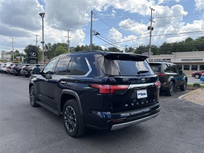 2023 Toyota Sequoia SR5