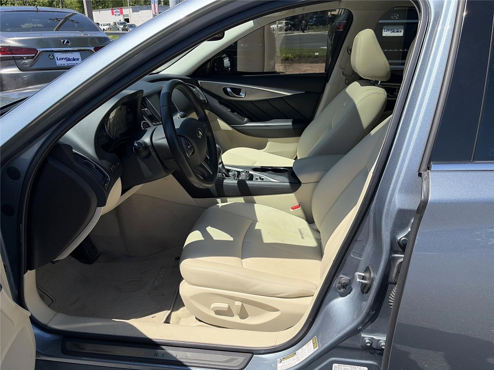 2014 INFINITI Q50 Premium