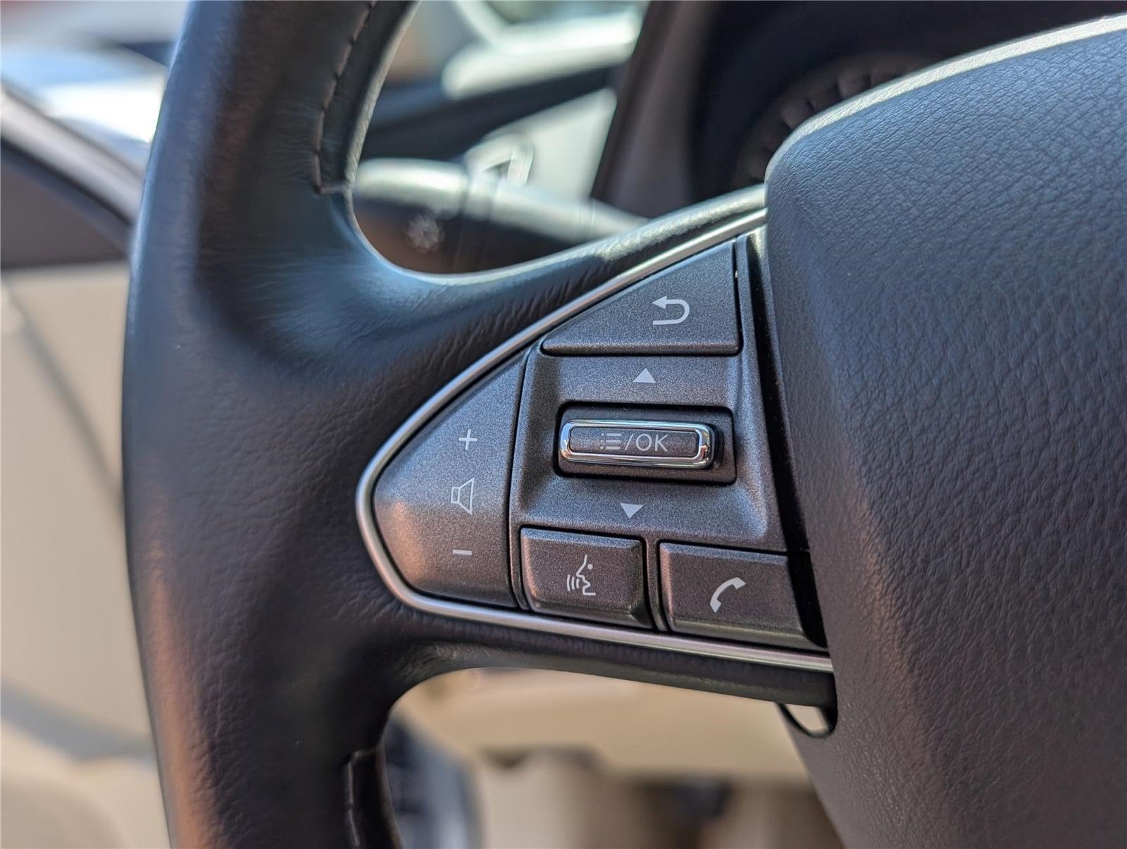 2014 INFINITI Q50 Premium