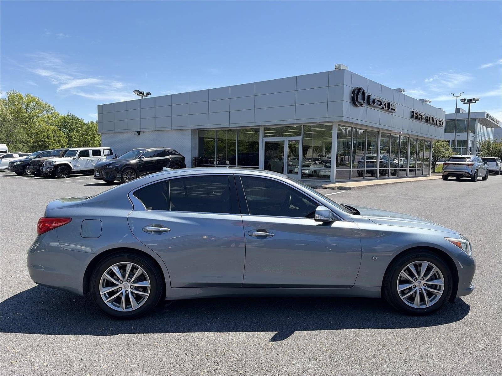 2014 INFINITI Q50 Premium