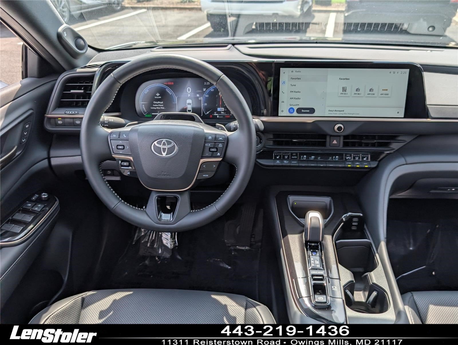2025 Toyota Crown Platinum