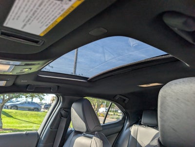 2025 Lexus UX 300h Premium AWD
