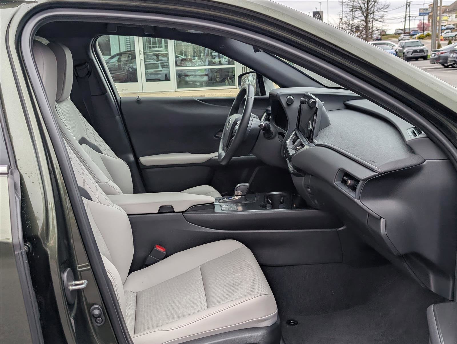 2025 Lexus UX UX 300h Premium