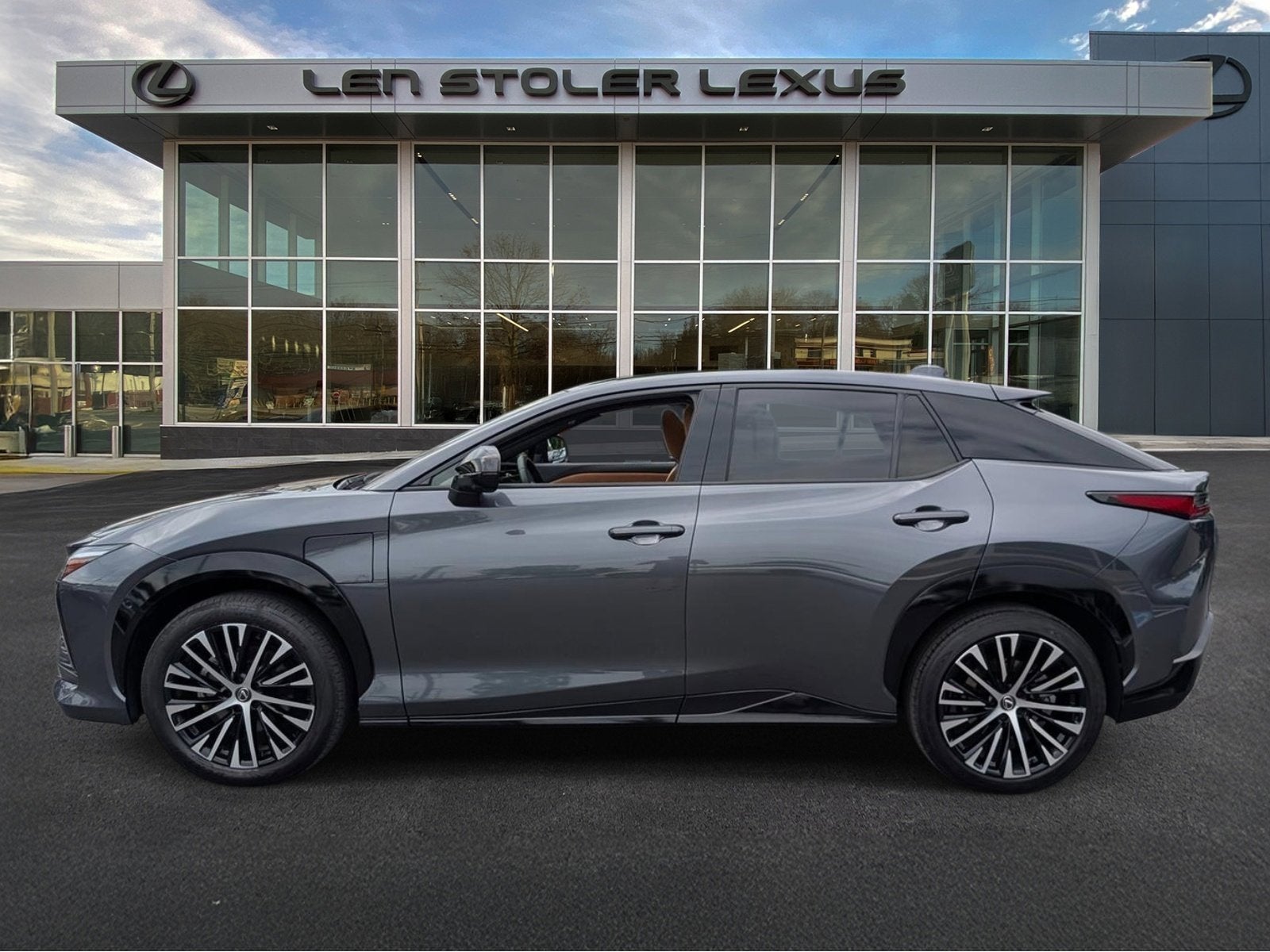 2023 Lexus RZ 450e Luxury AWD
