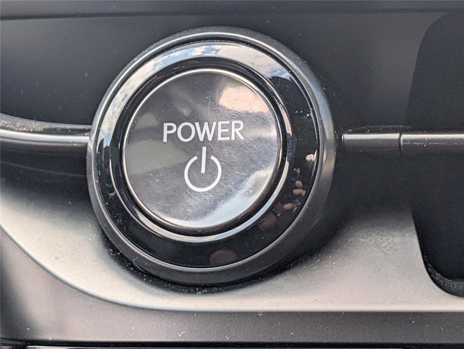 2023 Lexus RZ 450e Luxury AWD