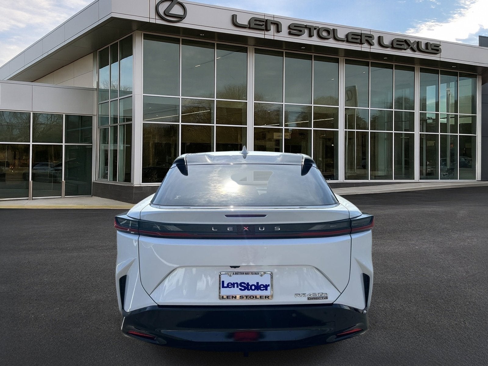 2023 Lexus RZ 450e Luxury AWD