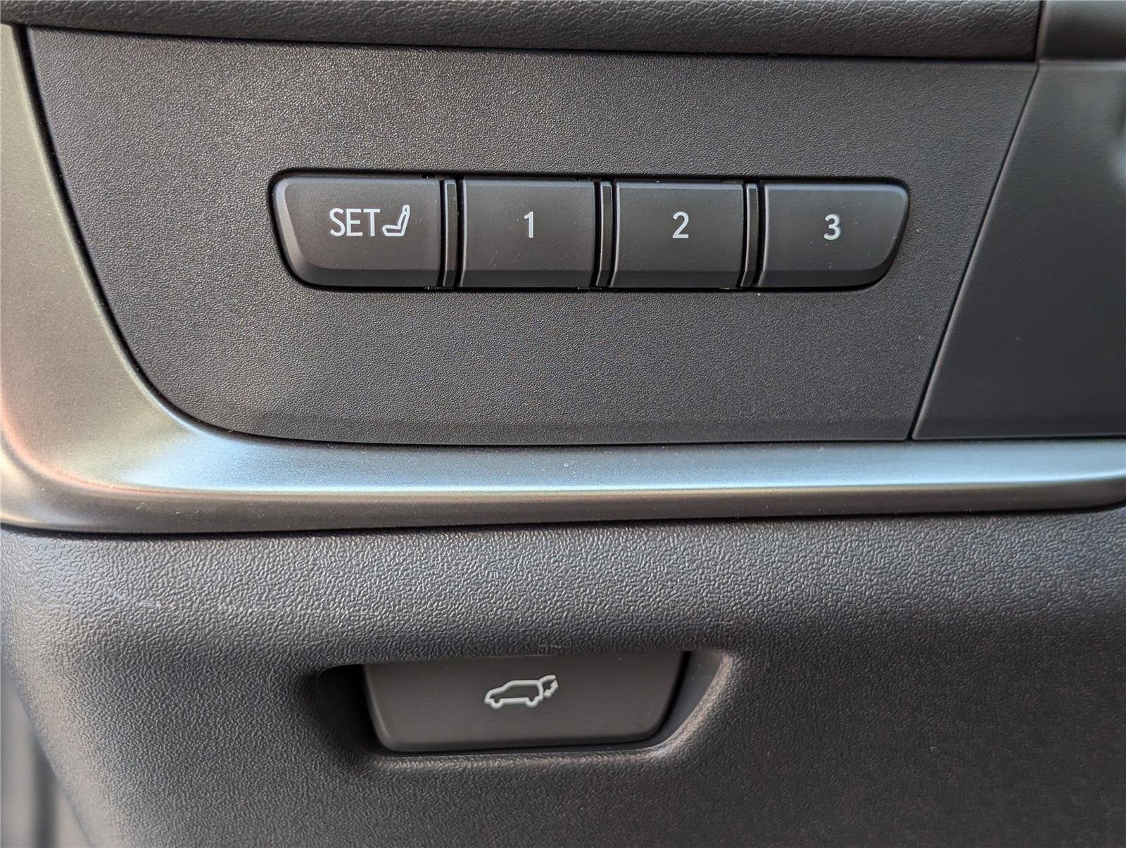 2023 Lexus RZ RZ 450e Luxury