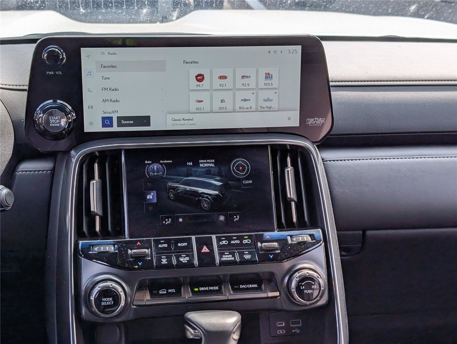 2023 Lexus LX 600 Premium 4WD
