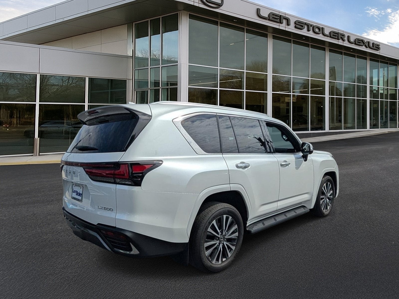 2023 Lexus LX 600 Premium 4WD