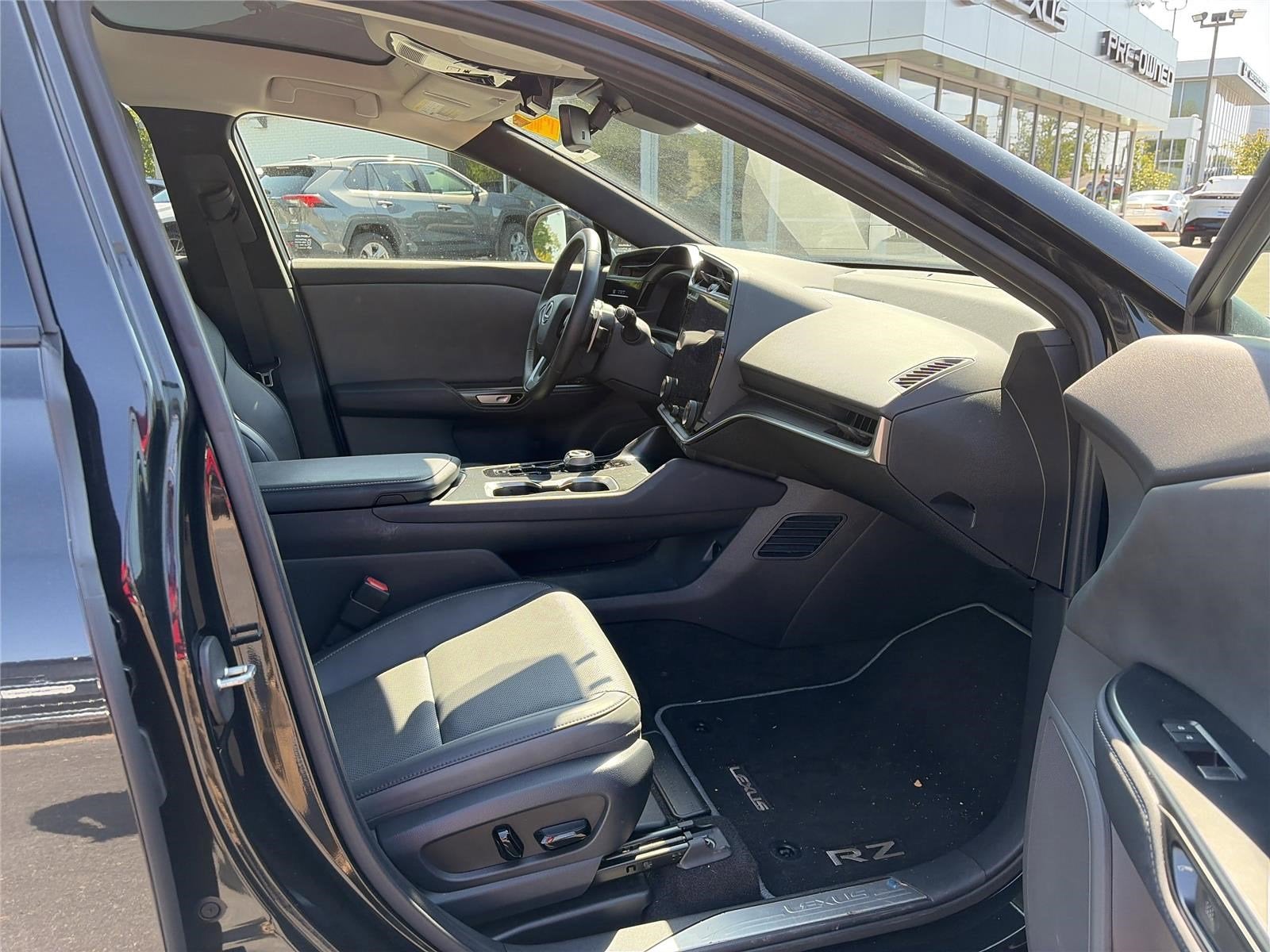 2024 Lexus RZ RZ 300e Luxury