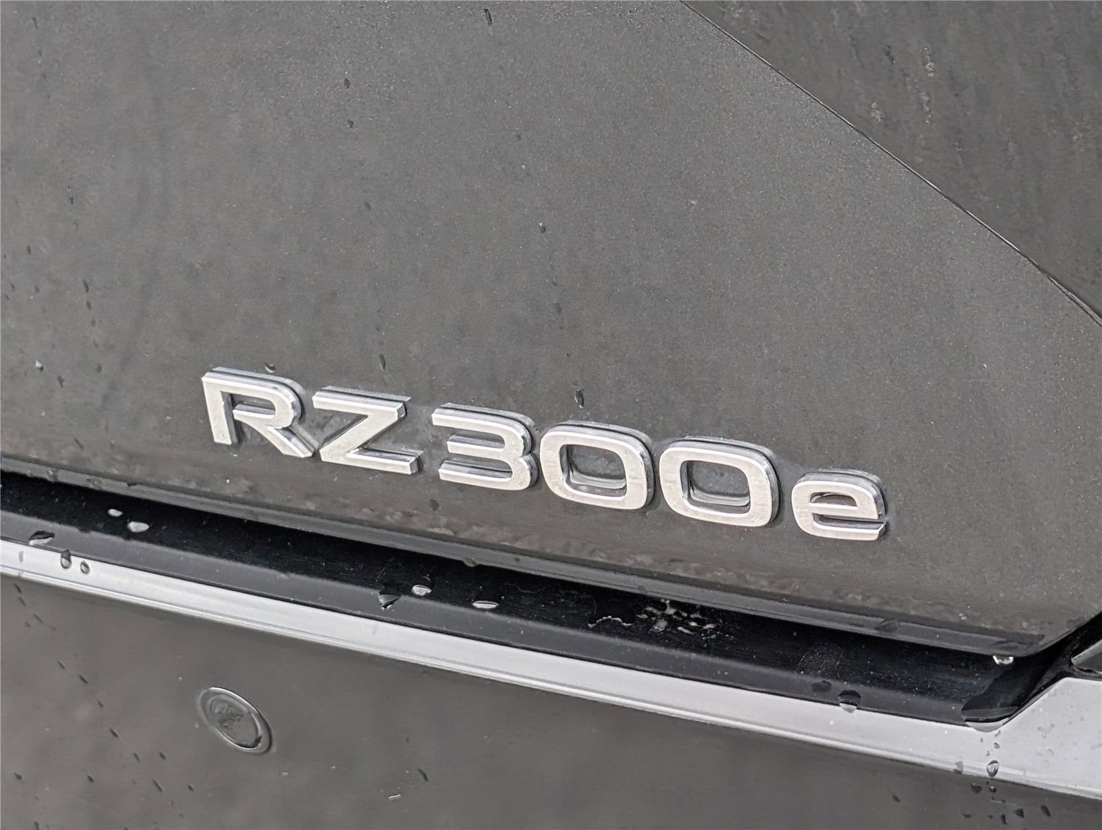 2025 Lexus RZ RZ 300e Premium