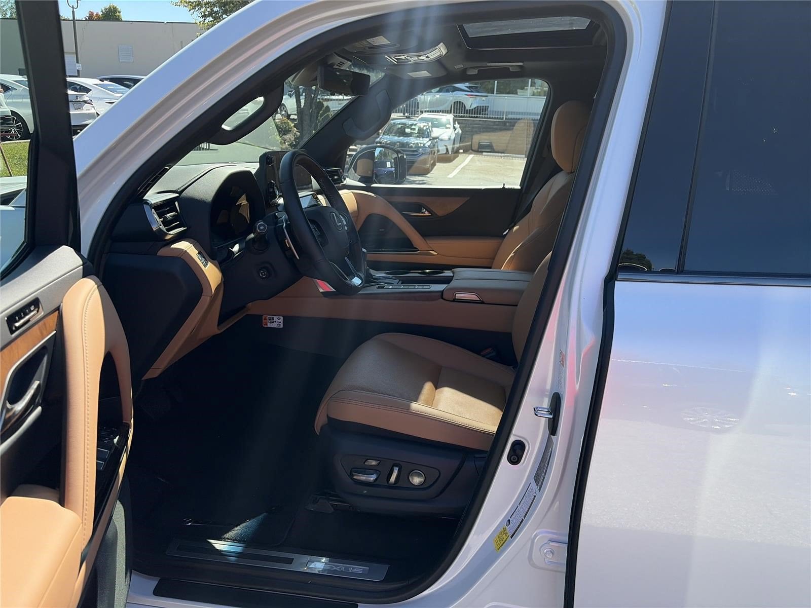 2025 Lexus LX 600 Luxury 4WD
