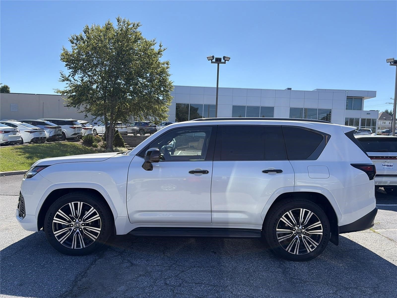 2025 Lexus LX 600 Luxury 4WD