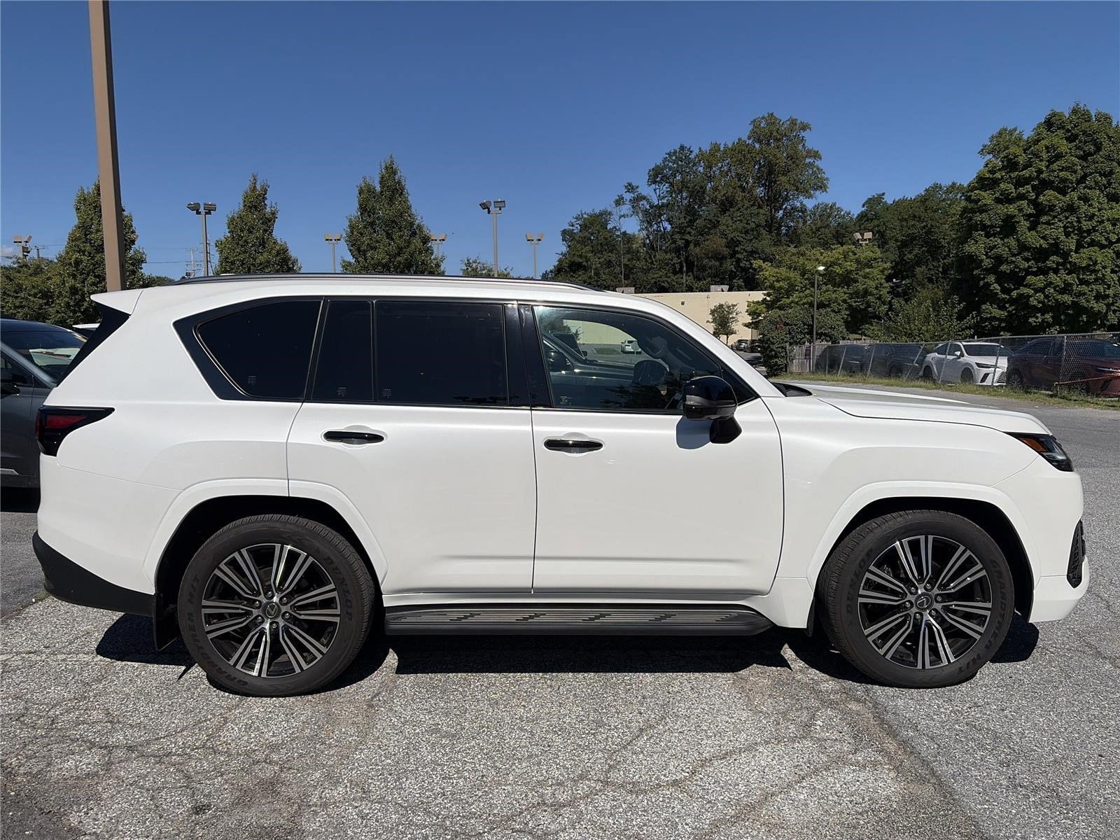2025 Lexus LX 600 Luxury 4WD