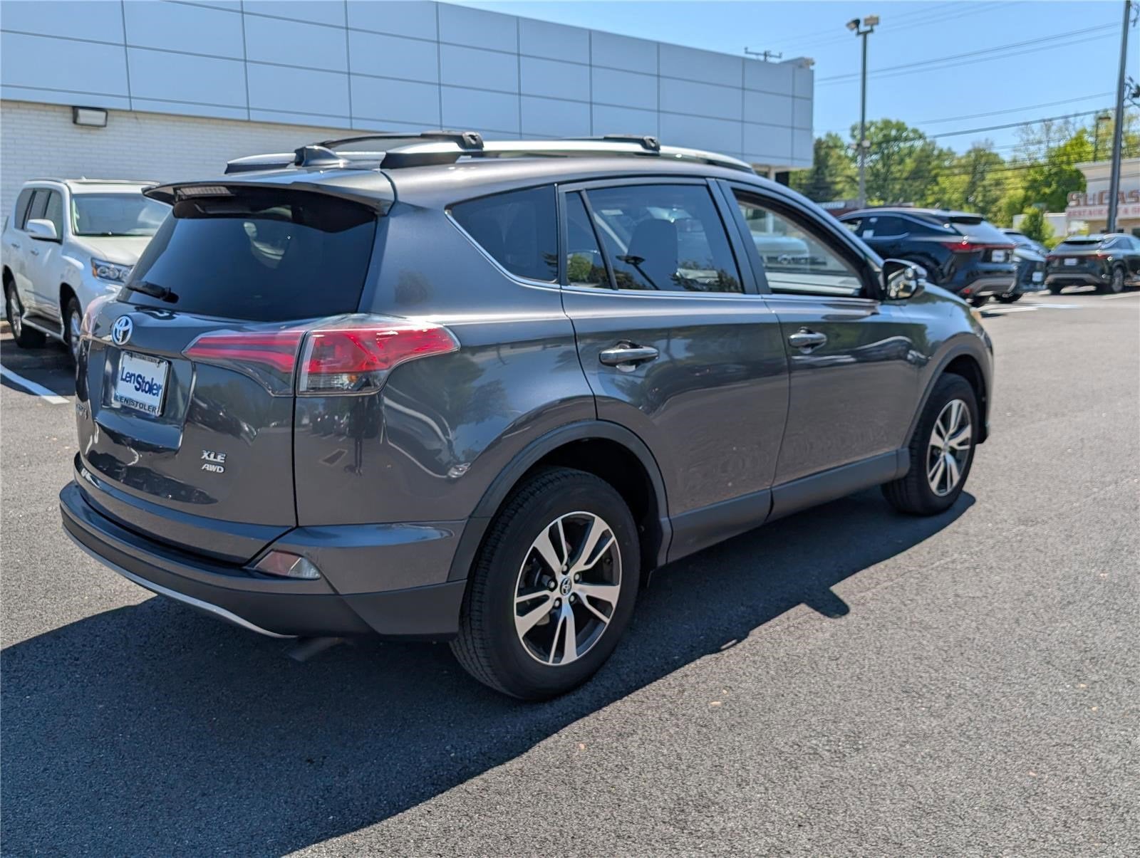 2017 Toyota RAV4 XLE