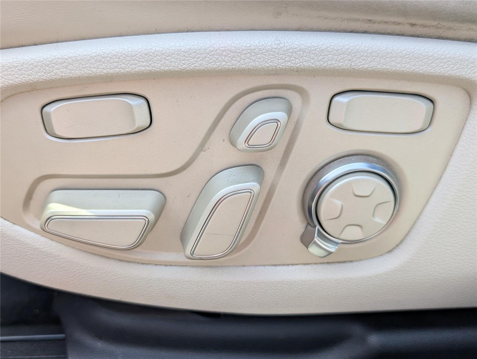 2018 Genesis G90 3.3T Premium