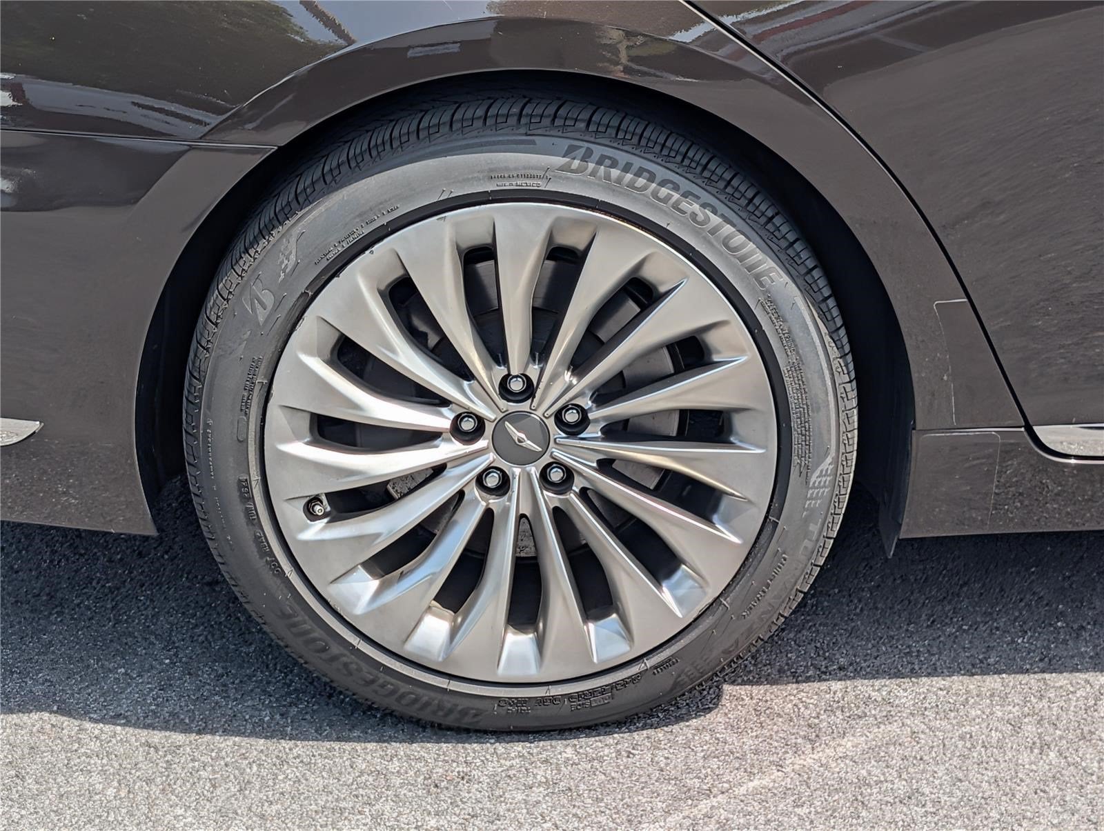 2018 Genesis G90 3.3T Premium