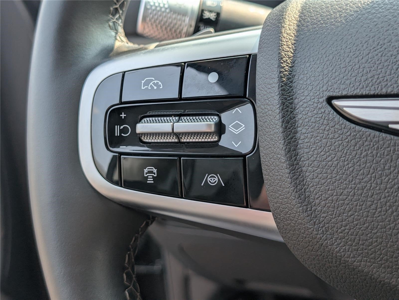 2025 Genesis GV80 2.5T Prestige