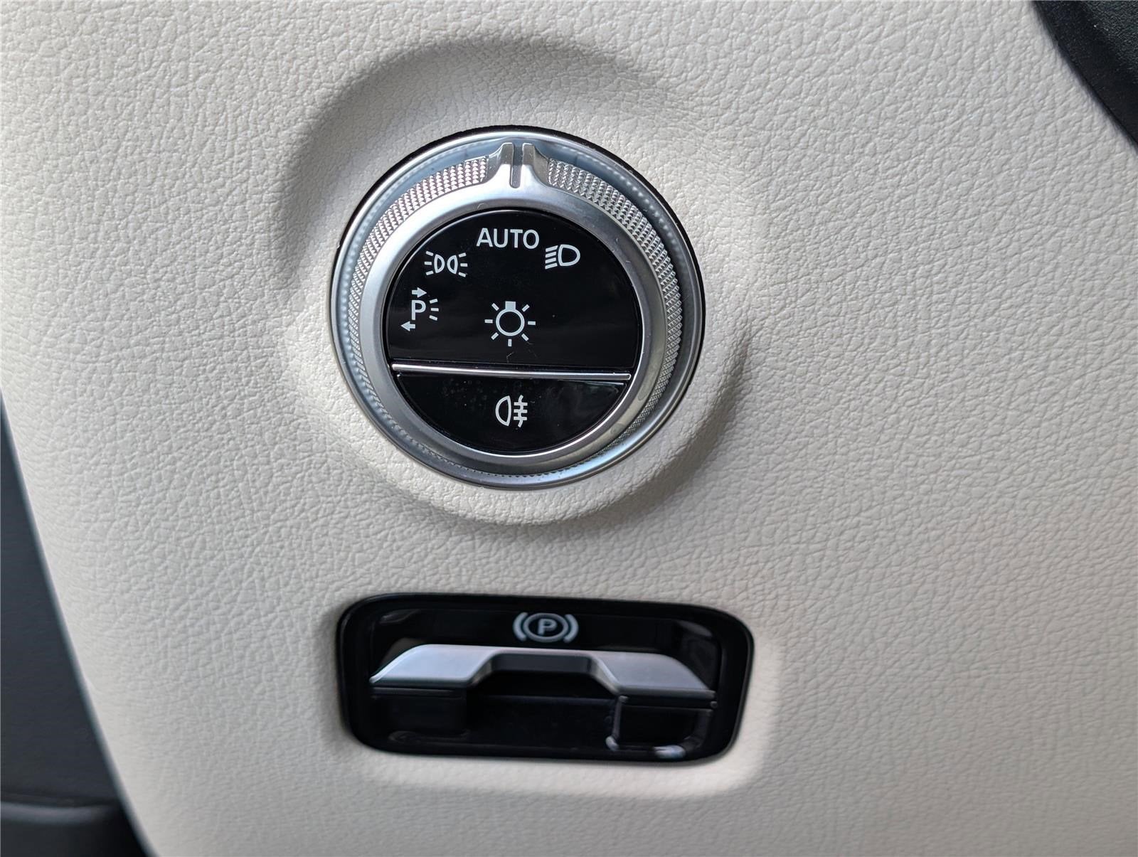 2022 Mercedes-Benz C-Class C 300