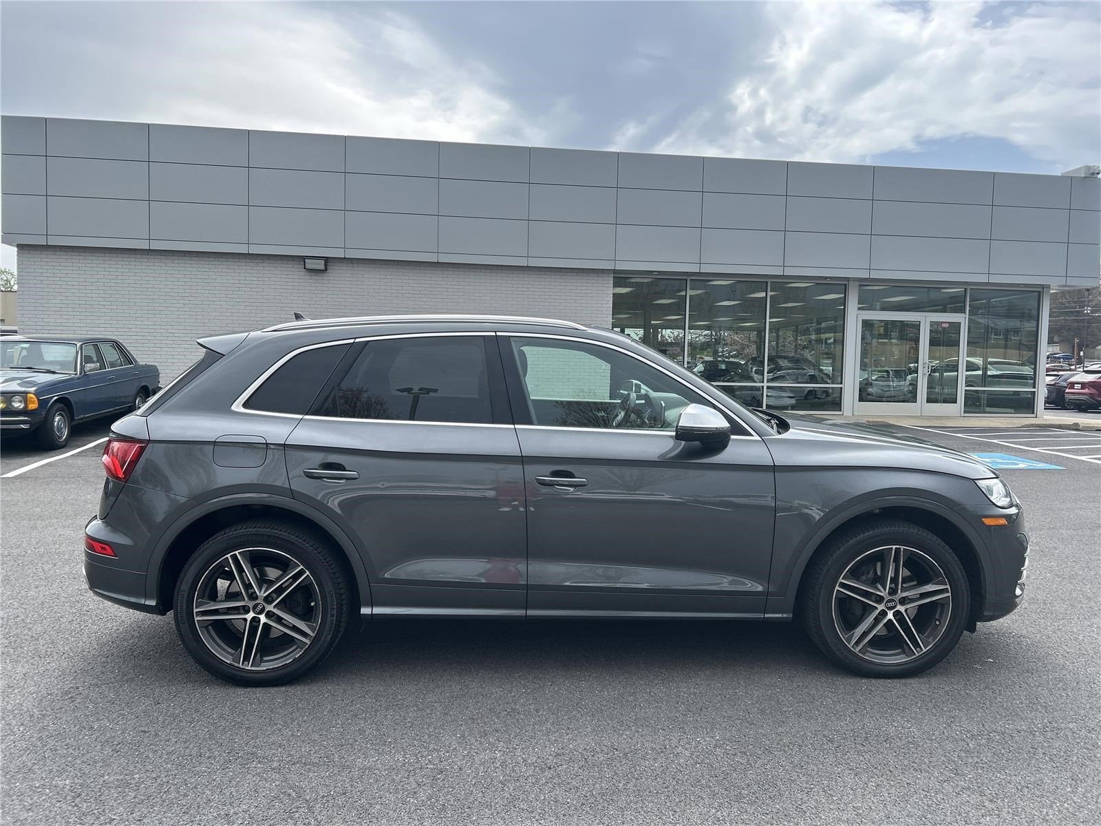 2020 Audi SQ5 Premium Plus