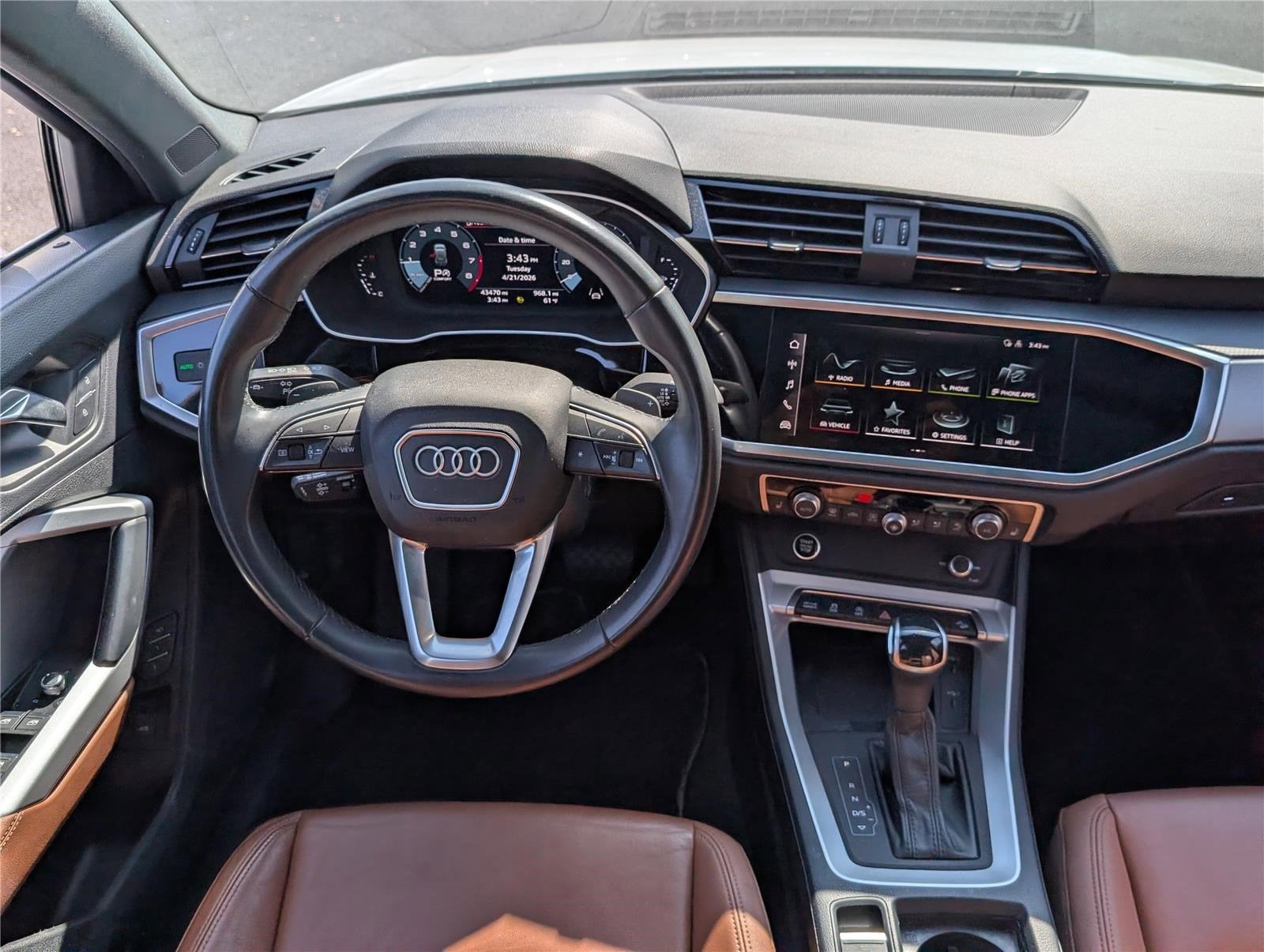 2024 Audi Q3 S line Premium