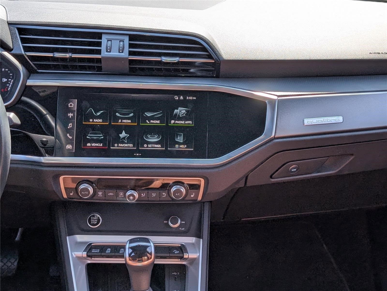 2024 Audi Q3 S line Premium