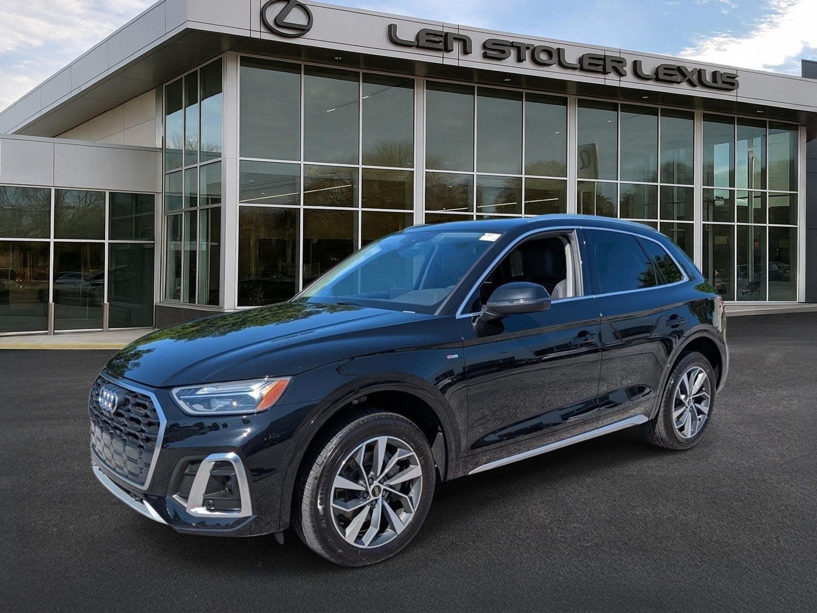 2023 Audi Q5 S line Premium Plus
