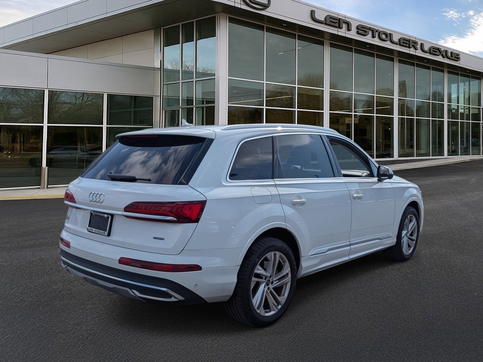 2024 Audi Q7 Premium Plus